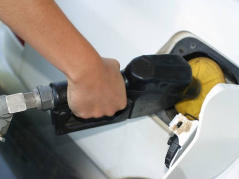 Цены производителей бензина в России резко выросли за июнь