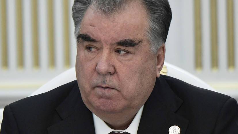 Глава Таджикистана обсудил с министром обороны КНР ситуацию в Афганистане