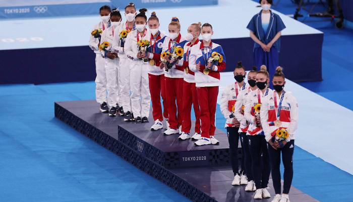 Сборная ОКР по спортивной гимнастике выиграла золото Олимпиады в женском многоборье