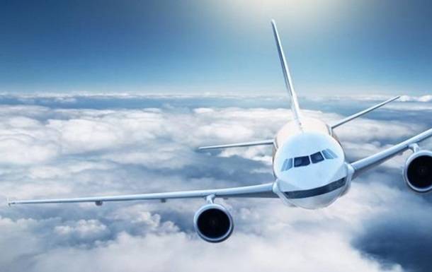 Самолет Киев-Батуми вынужденно приземлился в Тбилиси