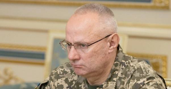 Зеленский уволил главнокомандующего ВСУ Руслана Хомчака