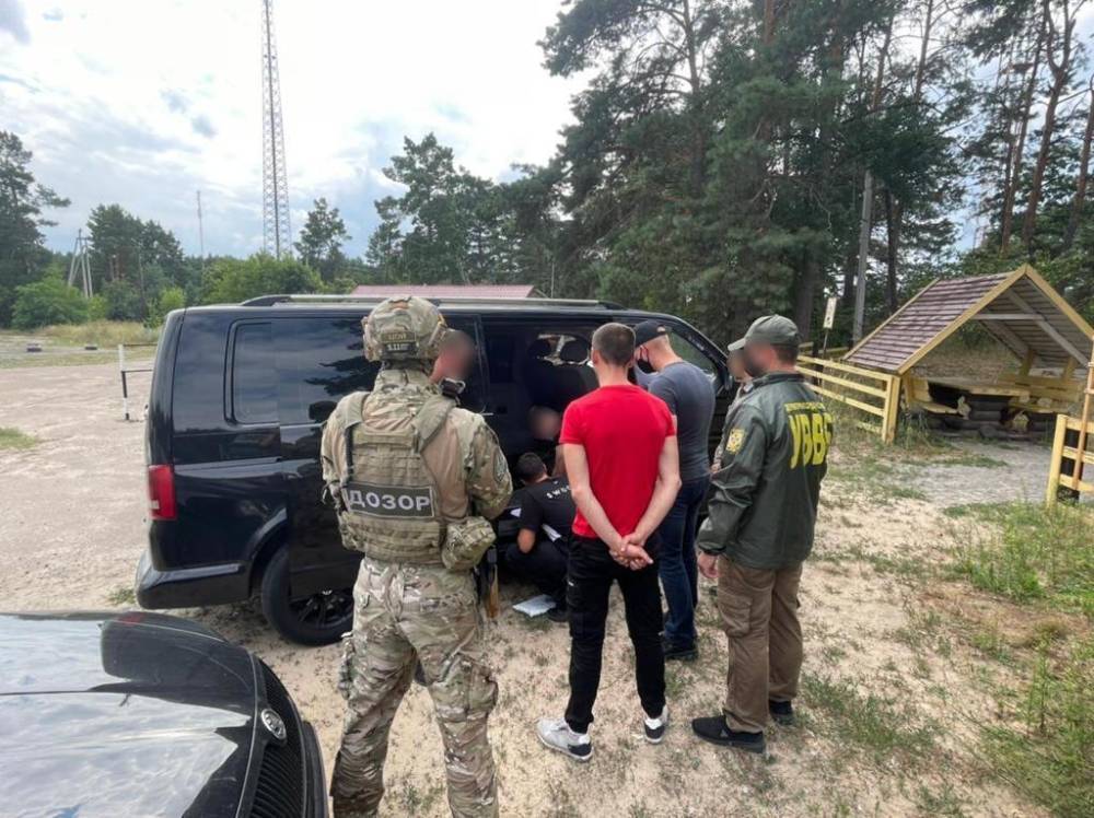 Пограничники задержали россиянина, который трижды пытался прорваться в Украину – даже предлагал взятку