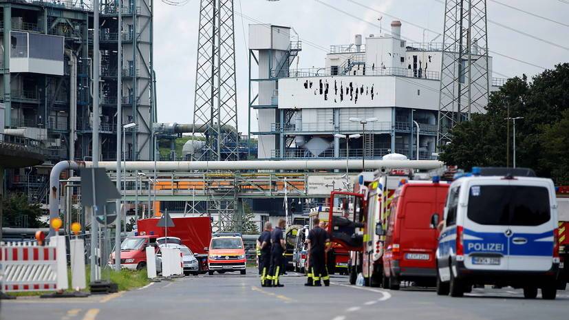 Число пострадавших при взрыве и пожаре в Леверкузене превысило 30
