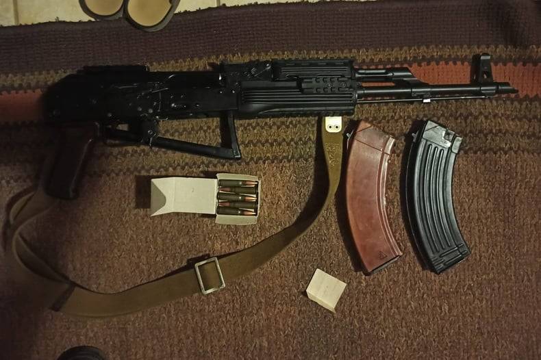 Попался на продаже: у жителя Луганщины изъяли оружие и боеприпасы