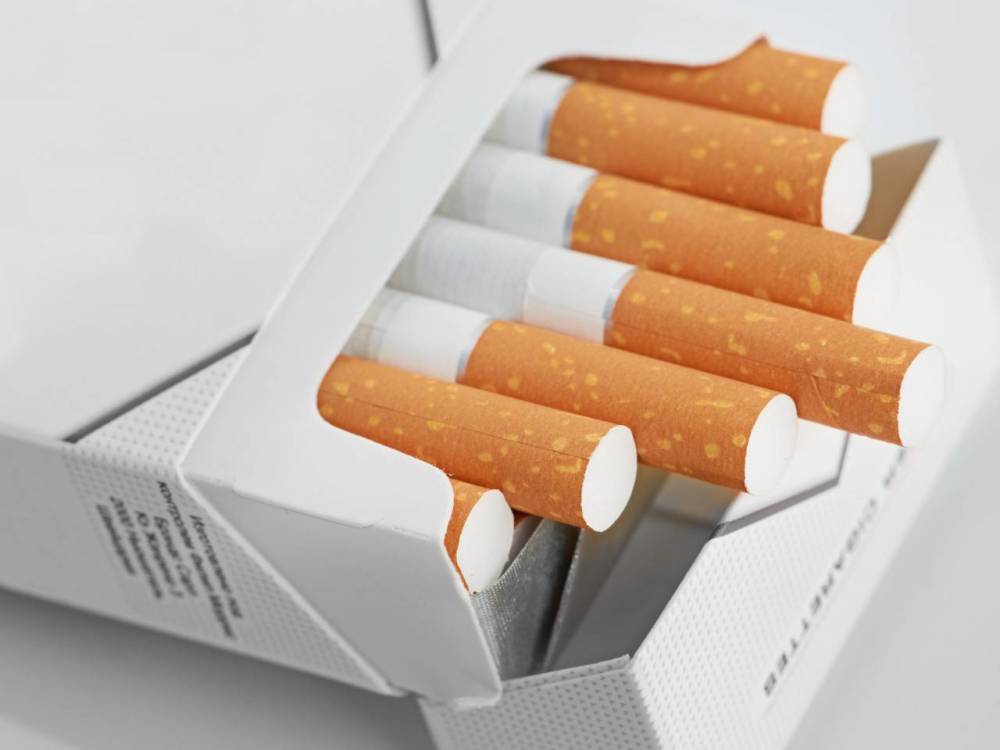 Российских курильщиков предупредили о возможной нехватке сигарет