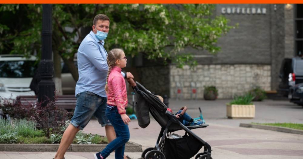 В России хотят ввести День отцов. Детский омбудсмен объяснила, зачем это нужно