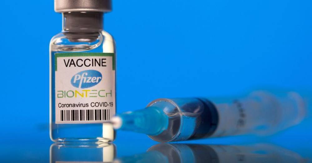Третья доза Pfizer увеличивает эффективность вакцин против штамма “Дельта” – производитель