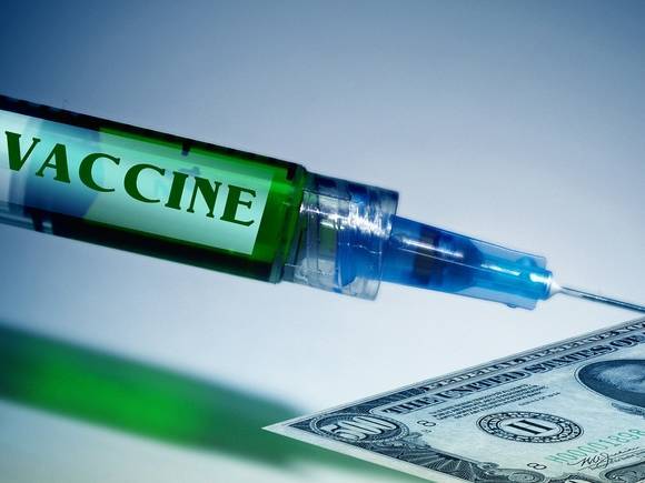 Каждому жителю Нью-Йорка заплатят по $100 за прививку от коронавируса