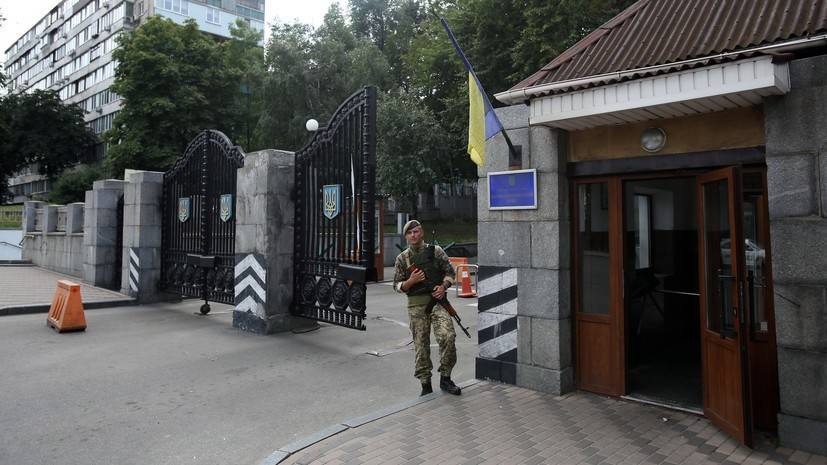 «Добиться концентрации власти»: как Зеленский провёл кадровые перестановки в украинском оборонном секторе