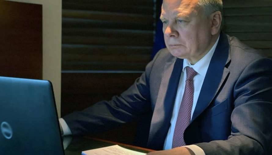 Намерения Зеленского относительно отставки главы Минобороны раскрыли в «Слуге Народа»
