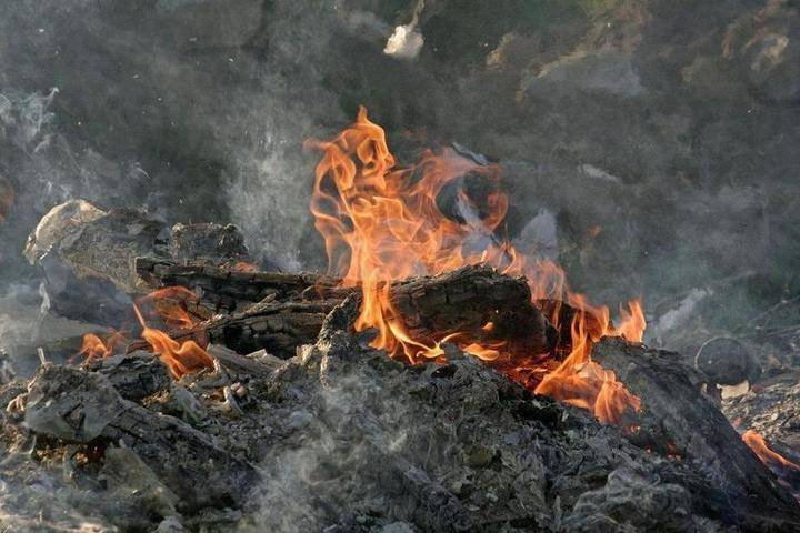 Костромские трагедии: в Макарьеве двое мужчин погибли на пожаре сегодня ночью