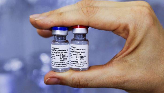 Украина в ближайшее время получит COVID-вакцину от Латвии