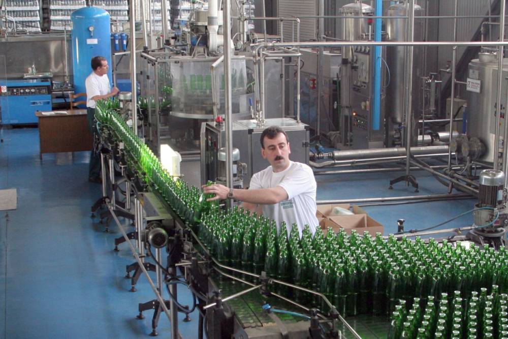Завод по производству воды «Новотерской» возобновит работу в августе