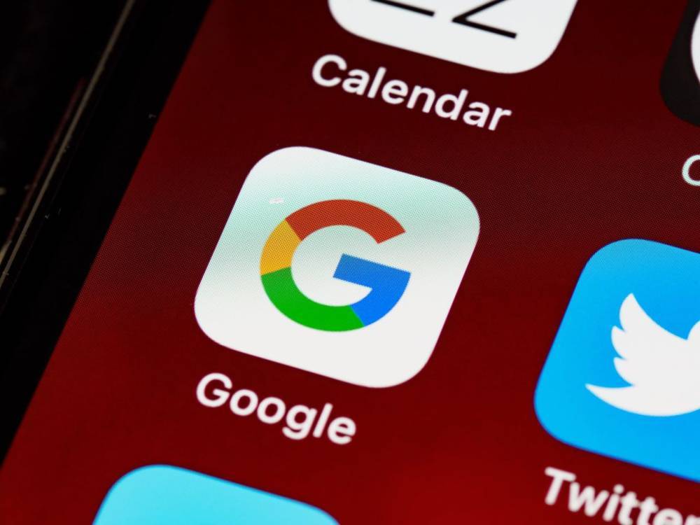 Google впервые заплатит штраф за отказ хранить данные россиян