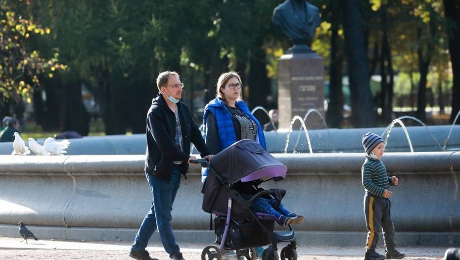 Эксперты подсчитали минимальный бюджет петербургской семьи для нормальной жизни