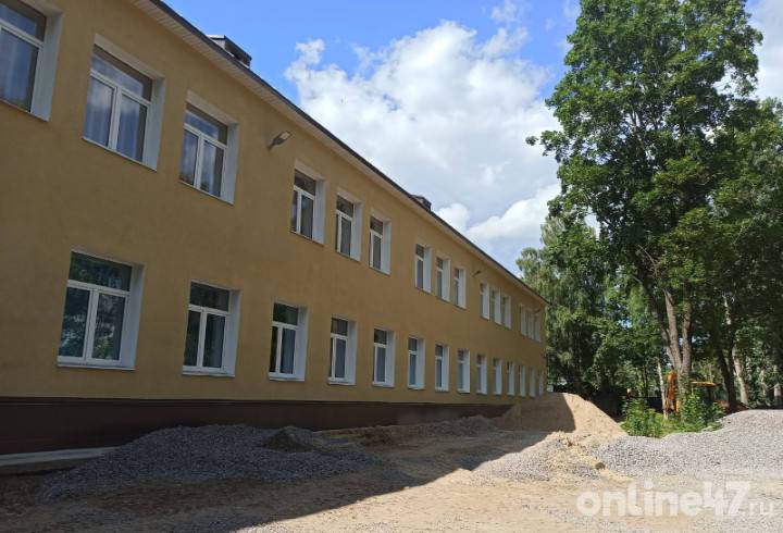 «Было сложно, но все получилось»: как школа №3 в Сланцах после реновации преобразилась
