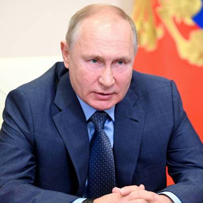 Владимир Путин поздравил российских рапиристок, завоевавших золото Олимпийских игр в Токио