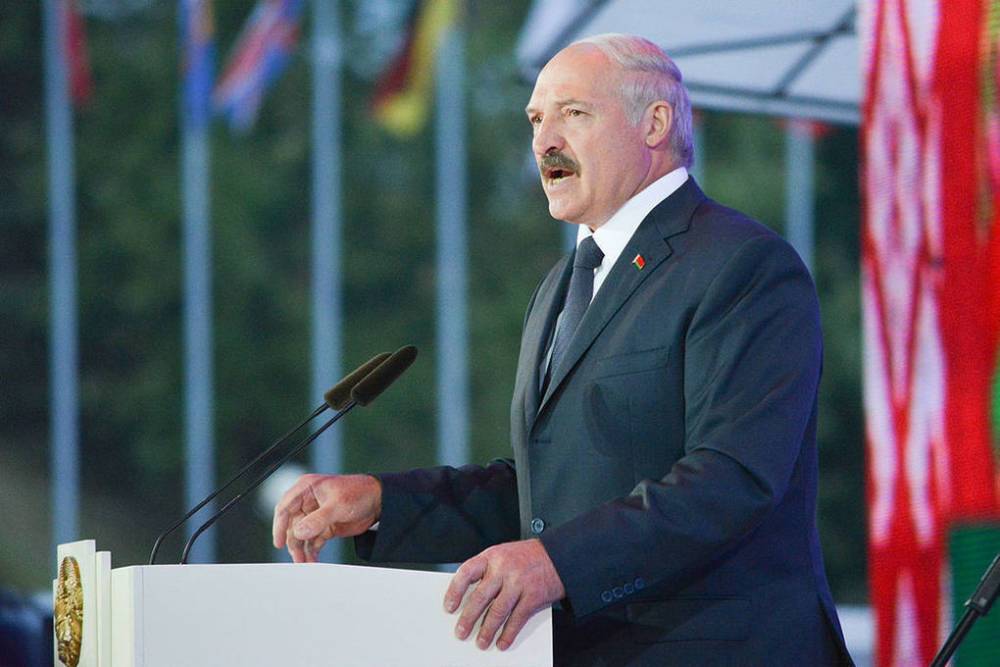 Лукашенко освободил от должности постпреда при Евросоюзе