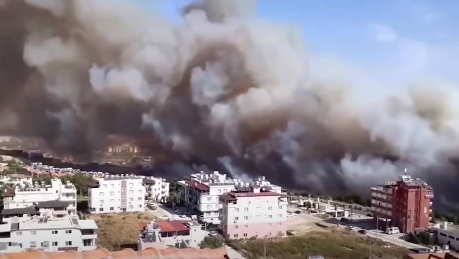 Петербурженка рассказала об "отдыхе" в охваченной пожарами Турции