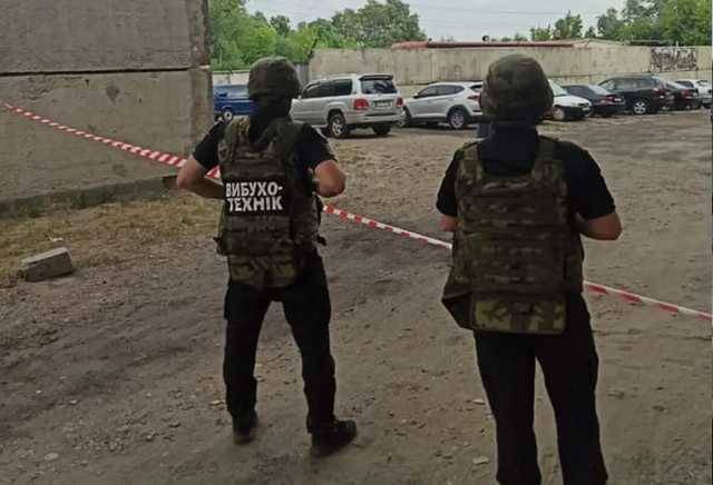 На Луганщине пытались взорвать авто первого заместителя начальника управления СБУ – СМИ