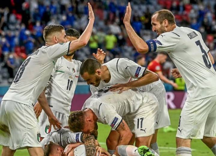 Футболисты сборной Италии обыграли Бельгию в четвертьфинале Евро-2020
