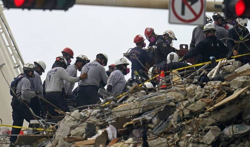 Число погибших при обрушении здания во Флориде выросло до 22