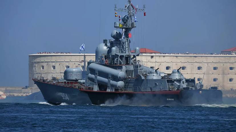 Киев заявил, что корабли России «игнорировали» сигнал SOS украинского судна