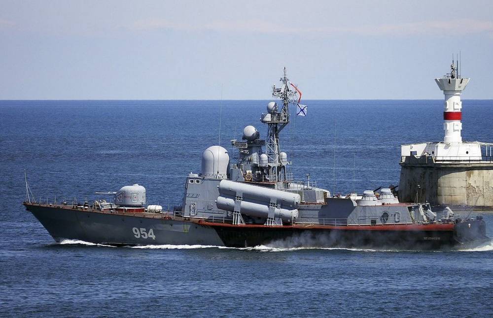 В России опровергли заявление ГУР МО Украины об отказе в помощи тонущему рыболовецкому судну