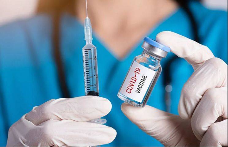 Названы побочные эффекты от отечественных вакцин
