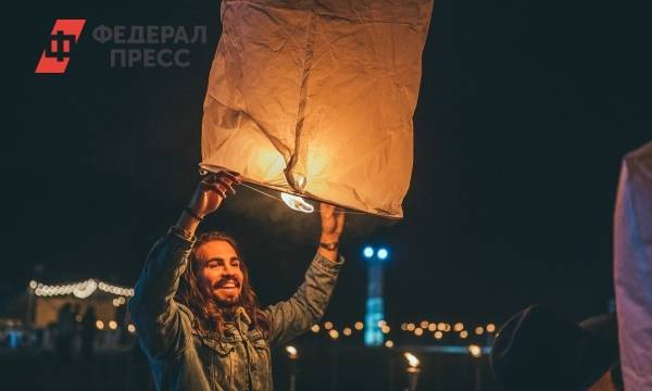 Россияне бросились покупать небесные фонарики и одноразовую посуду