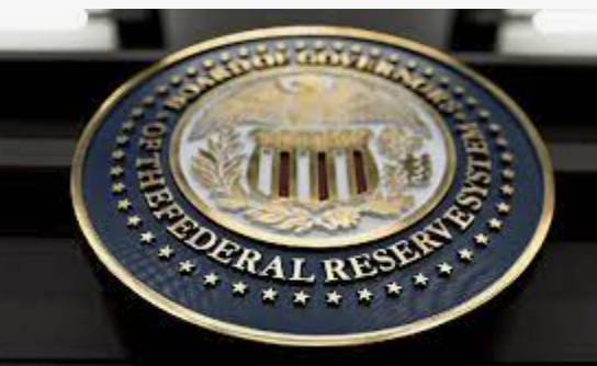 ФРС сохранила базовую ставку, продолжит ежемесячно выкупать активы на $120 млрд