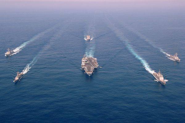 Китай поступит как Россия: эксперт о планах ВМС Британии в Южно-Китайском море