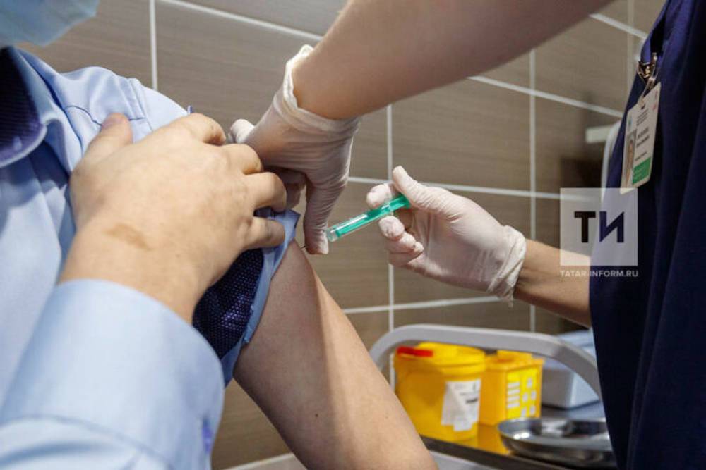 В Челнах covid-вакцинацию прошли 100 тысяч человек
