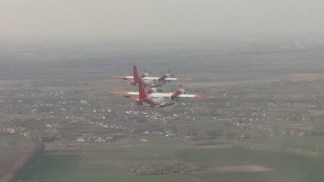 Украина отправляет два опытных экипажа Ан-32П для тушения пожаров в Турции