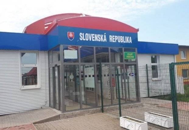На границе со Словакией с 1 августа заработают все КПП