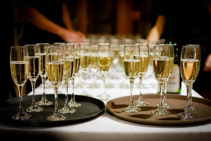 В России выбрали лучшее шампанское в категории до 1000 рублей