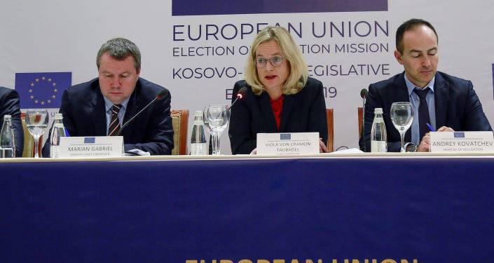Почему представитель Европарламента не встретилась с правящей партией Грузии