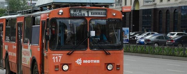 В Екатеринбурге троллейбусы отключили от электричества из-за долга более 130 млн рублей
