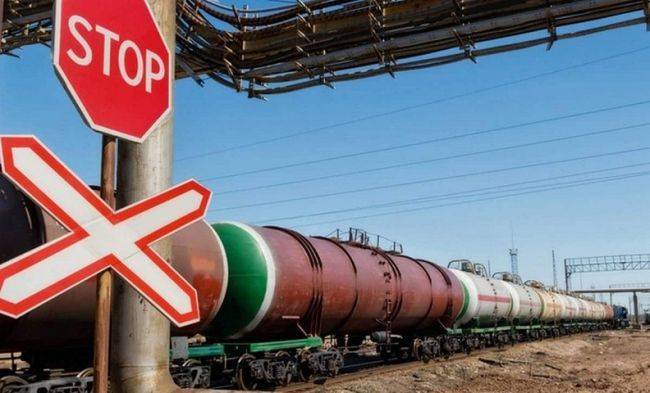 Правительство России может ввести запрет на экспорт бензина
