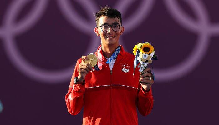 Турок Газоз стал Олимпийским чемпионом по стрельбе из лука