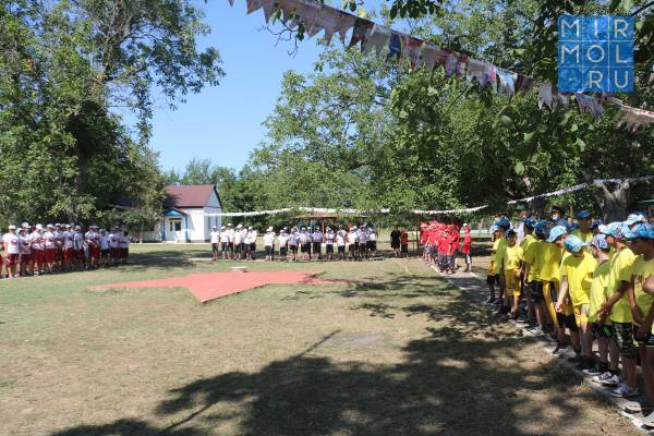 В детском лагере Кайтагского района прошло открытие профильной смены МВД «Юный миротворец 2021»