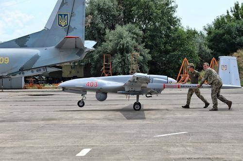 Milliyet: «в Москве началась паника» после принятия на вооружение Украиной первых турецких дронов Bayraktar TB2