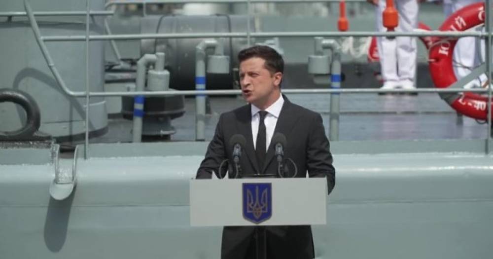 День ВМС Украины: Зеленский пообещал флоту новый корвет и современные катера