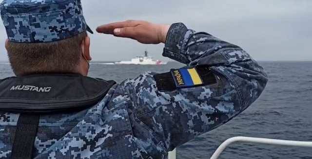 Корнийчук, Хомчак и Наев поздравили военнослужащих с Днем Военно-Морских Сил: "Вы являетесь образцом чести и патриотизма"
