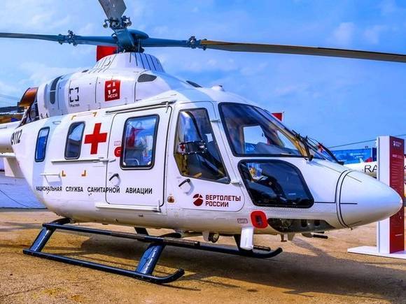 В Петербург доставили на вертолете девочку, которую парализовало на Кипре