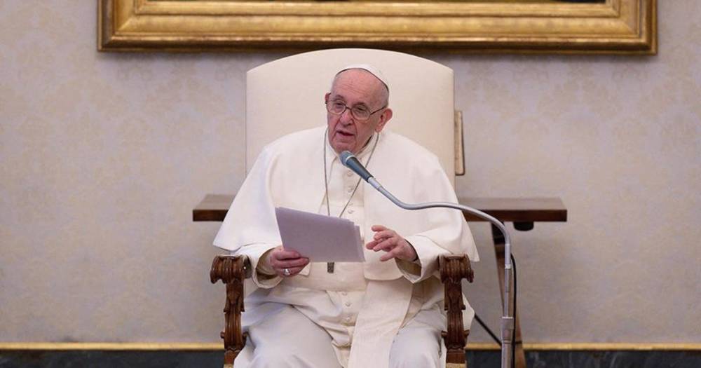 Папе римскому Франциску сделают плановую операцию на кишечнике