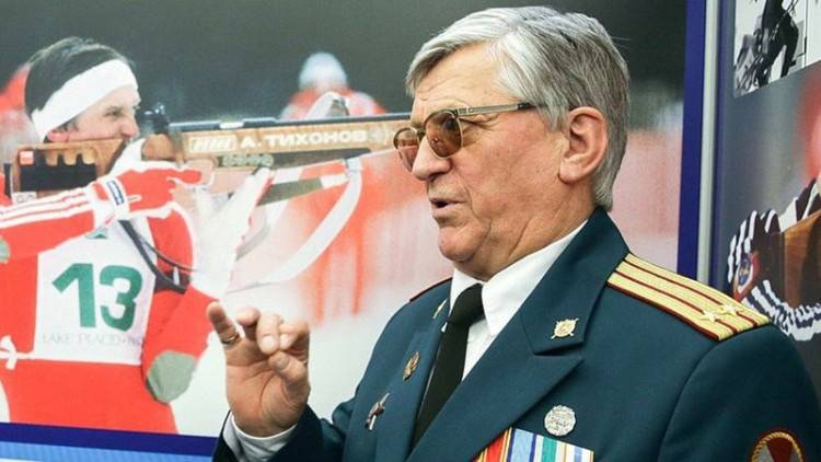 Многократный олимпийский чемпион Тихонов призвал Черчесова уйти и "не позориться"