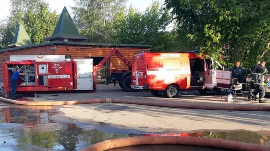 В Нижнем Новгороде ликвидировали пожар в банном комплексе