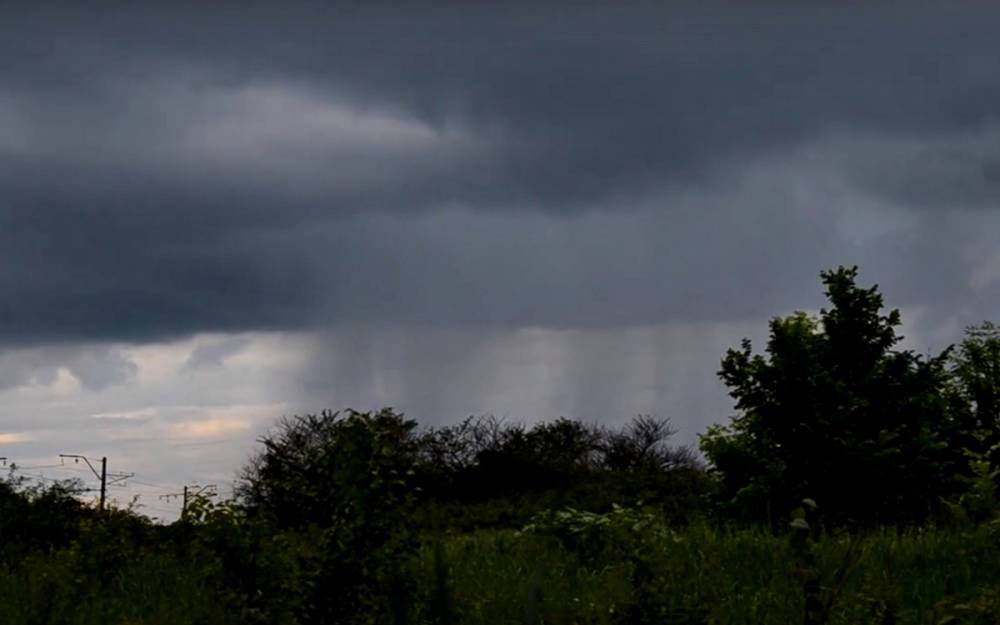 Неделя начнется с дождей и гроз: синоптик Наталка Диденко предупредила о надвигающемся циклоне