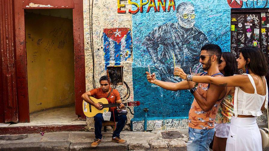 В АТОР рассказали о компенсации туристам с положительными тестами на COVID на Кубе